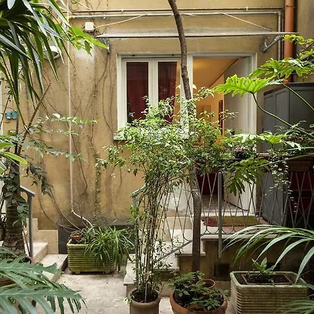 Affittacamere The Place In