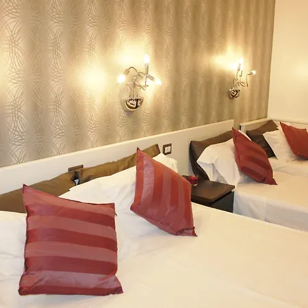 Affittacamere The Place In Roma