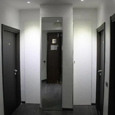 The Place In Affittacamere 3*