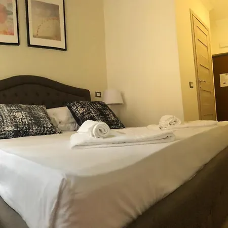 Affittacamere The Place In Roma